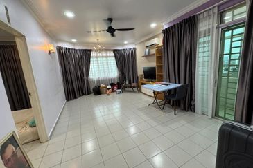 Mon Bisca, Bandar Baru Permas Jaya