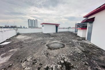 Taman Mount Austin Commercial