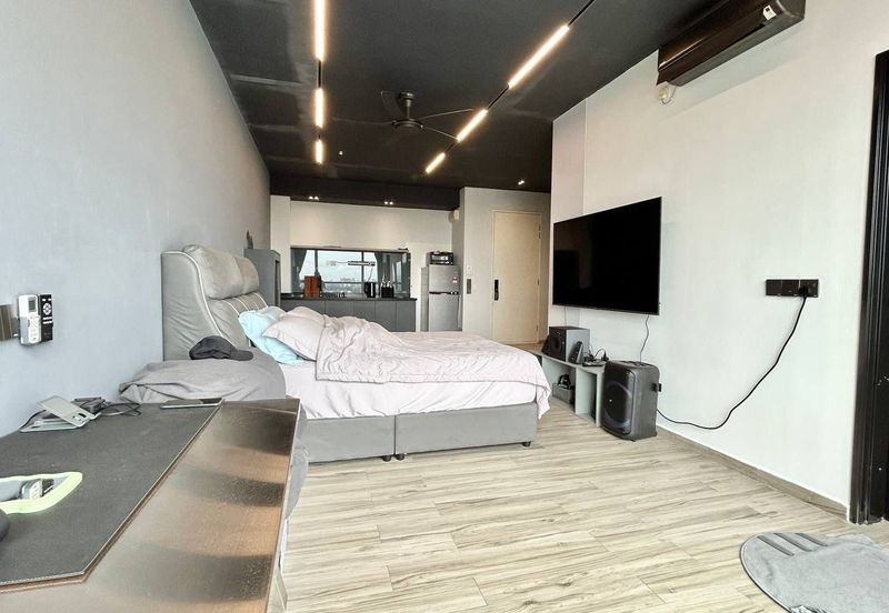 Dedaun Hijau (Greenfield Regency)