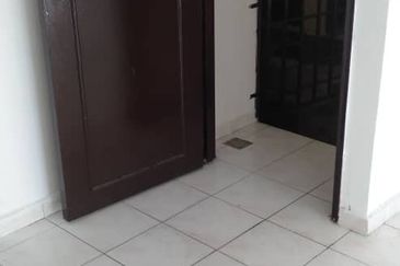 Ria 1 Apartment, Taman Megah Ria