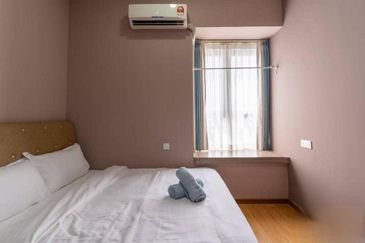 Baypoint @ Country Garden Danga Bay