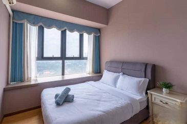 Baypoint @ Country Garden Danga Bay