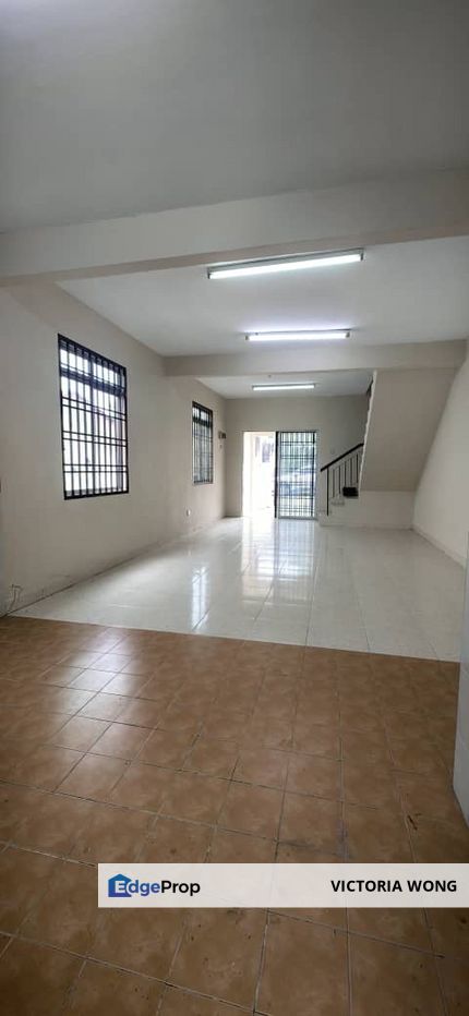 Taman Bestari Indah ,Ulu Tiram Double Storey Endlot, Johor, Ulu Tiram