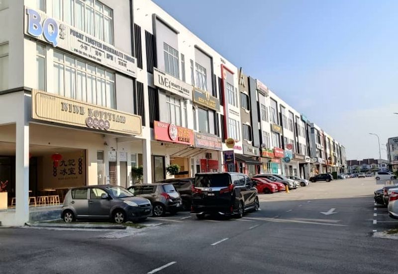 Crest @ Austin Emerald 1