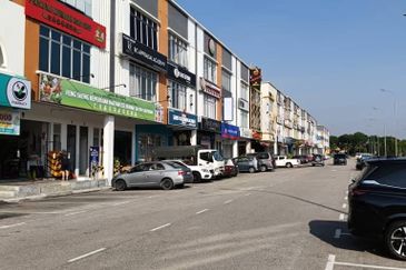 Crest @ Austin Emerald 1