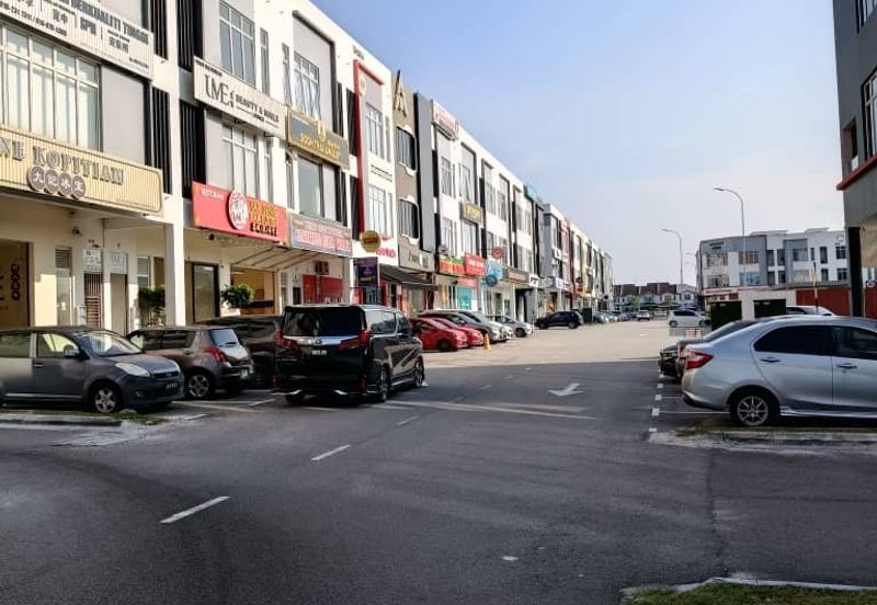 Crest @ Austin Emerald 1