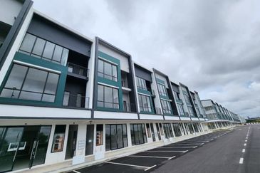 Crest @ Austin Emerald 2