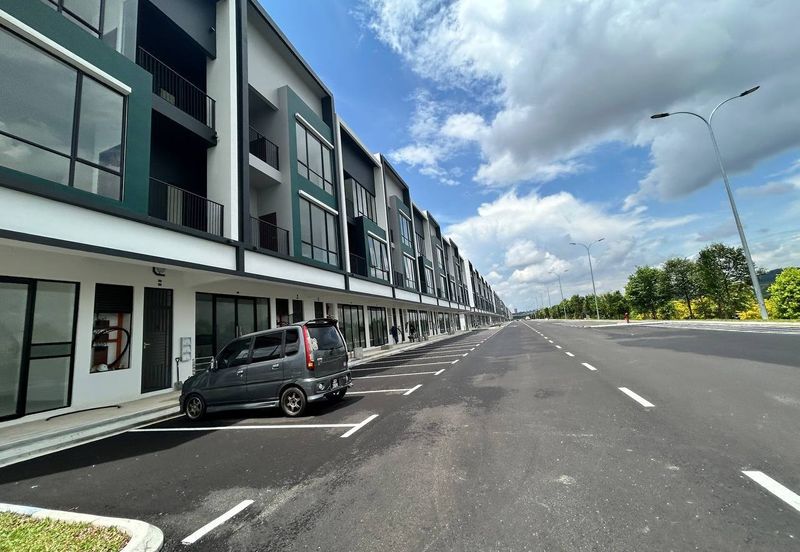 Crest @ Austin Emerald 2