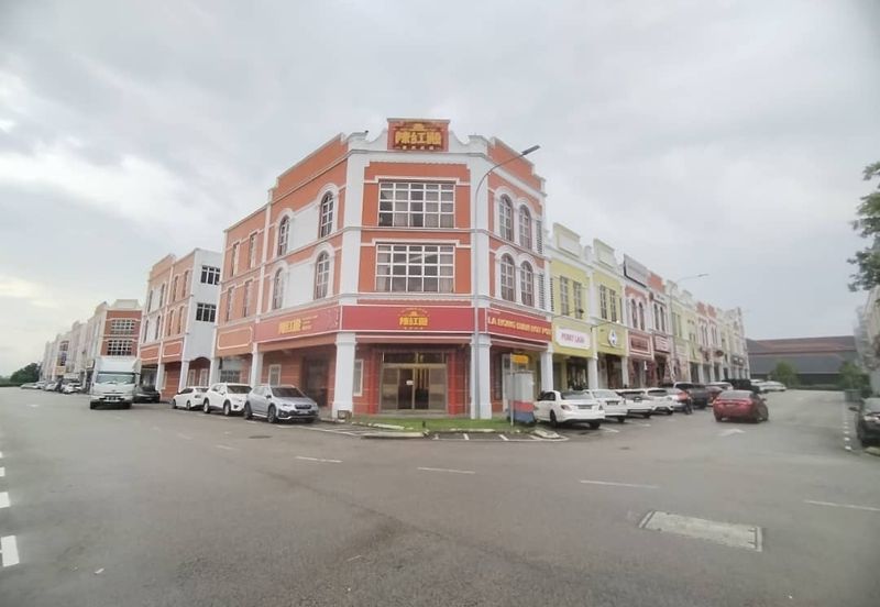 Taman Austin Heights