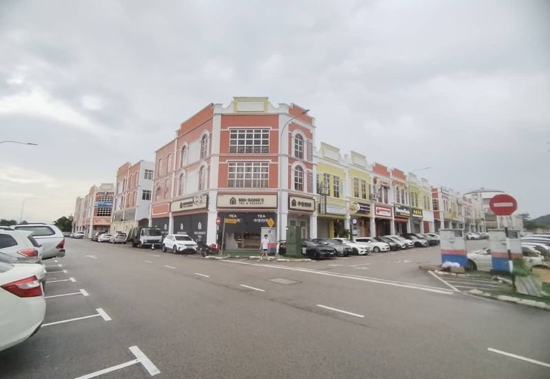 Taman Austin Heights