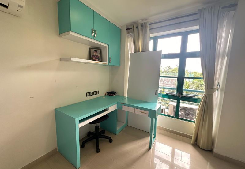 The Straits View, Bandar Baru Permas Jaya