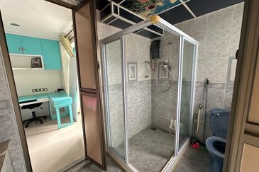 The Straits View, Bandar Baru Permas Jaya