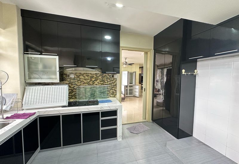 The Straits View, Bandar Baru Permas Jaya