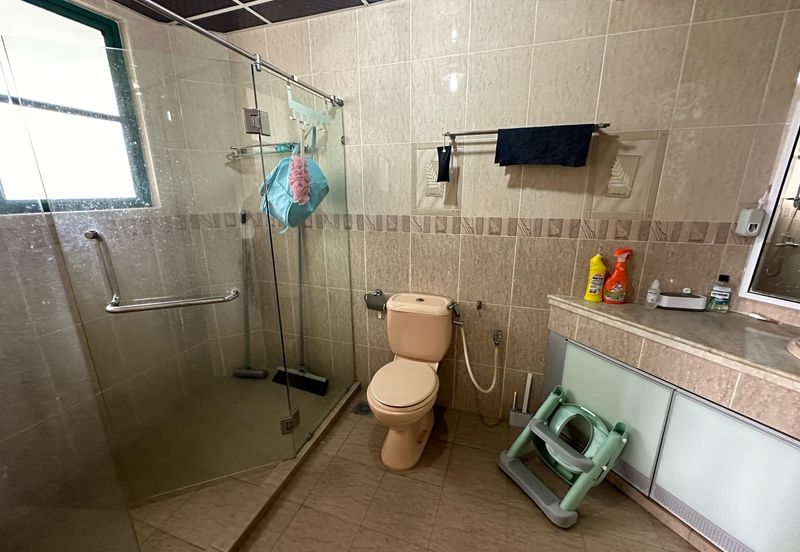 The Straits View, Bandar Baru Permas Jaya