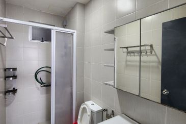 Covil By The Sea @ Meridin Bayvue