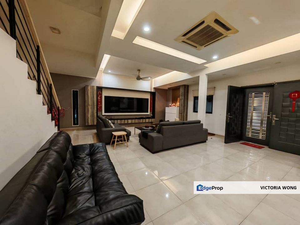 Taman Nusa Sentral Double Storey Corner Lot, Johor, 