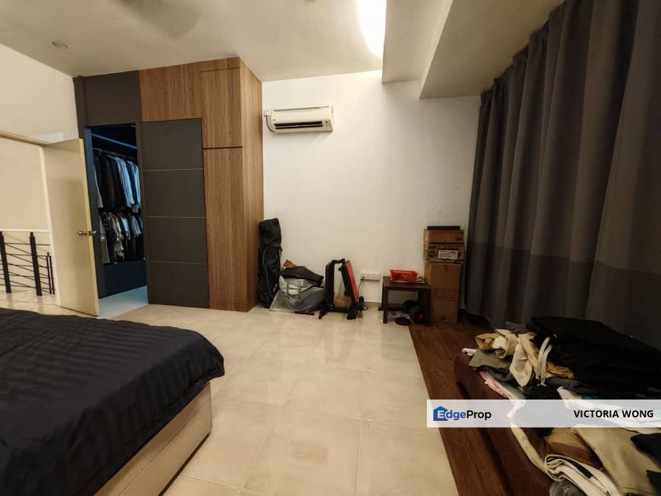 Taman Nusa Sentral Double Storey Corner Lot, Johor, 