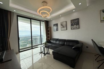 The M @ Medini Macrolink