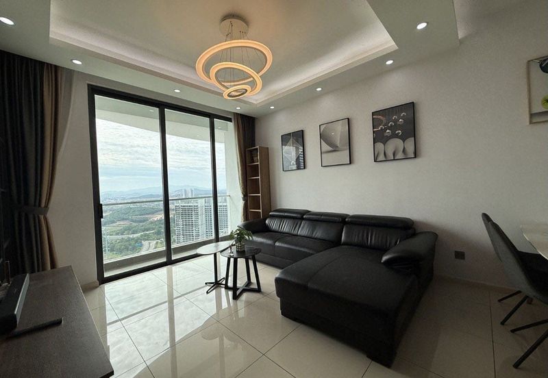 The M @ Medini Macrolink