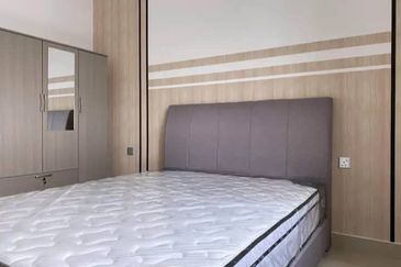 SKS Habitat Apartment, Larkin