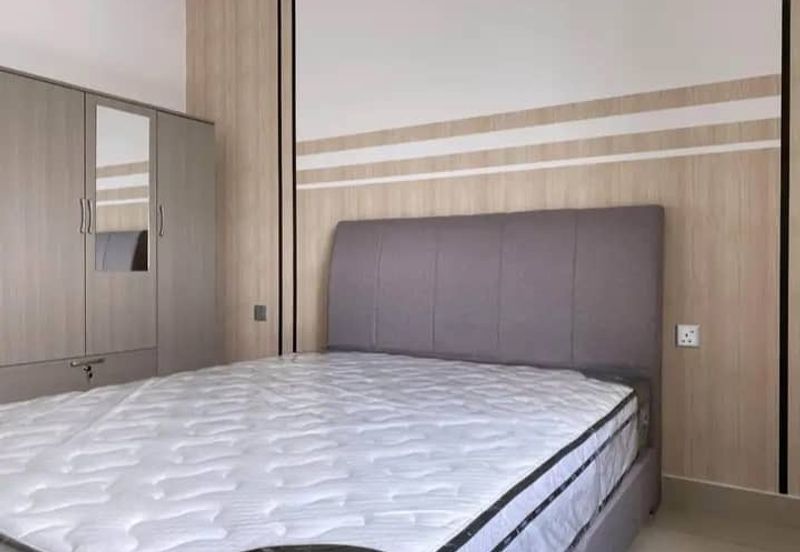 SKS Habitat Apartment, Larkin