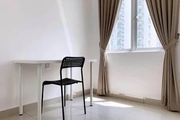 SKS Habitat Apartment, Larkin