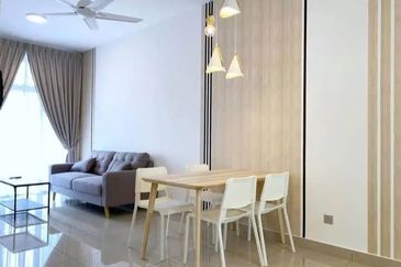 SKS Habitat Apartment, Larkin
