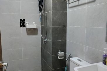 Twin Tower Residence