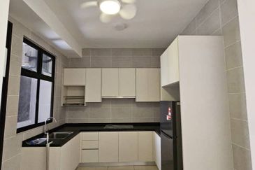 Twin Tower Residence