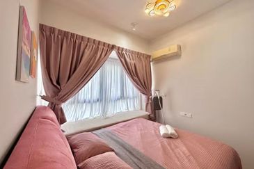 Baypoint @ Country Garden Danga Bay