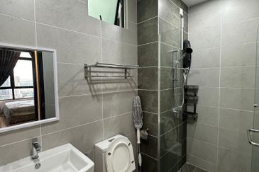 Twin Tower Residence