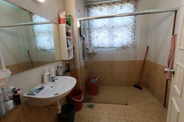 Taman Austin Heights