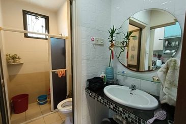 Taman Austin Heights