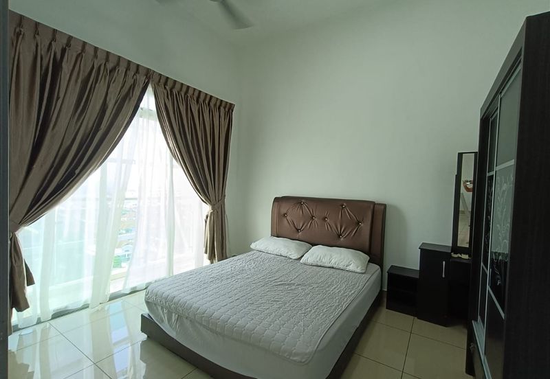 Akademik Suite @ Mount Austin