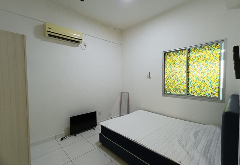 Akademik Suite @ Mount Austin