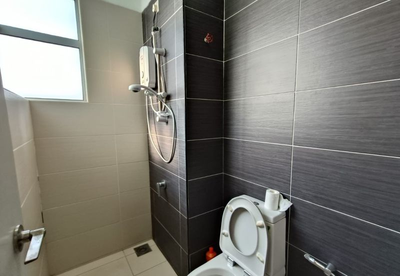 Akademik Suite @ Mount Austin