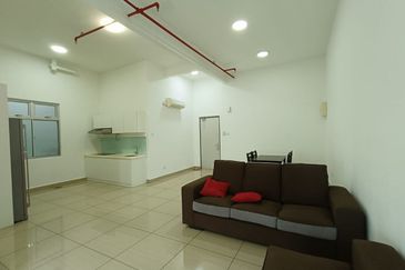 Akademik Suite @ Mount Austin