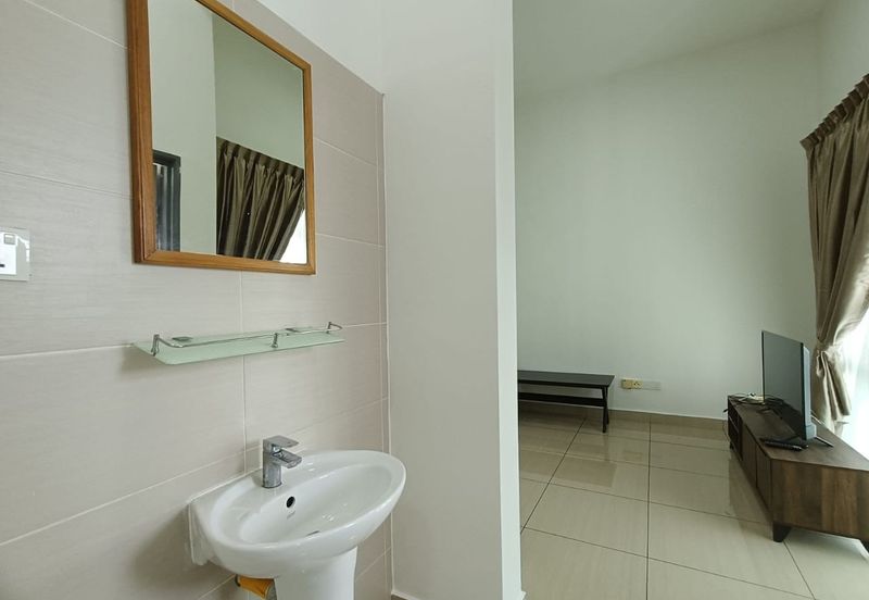 Akademik Suite @ Mount Austin