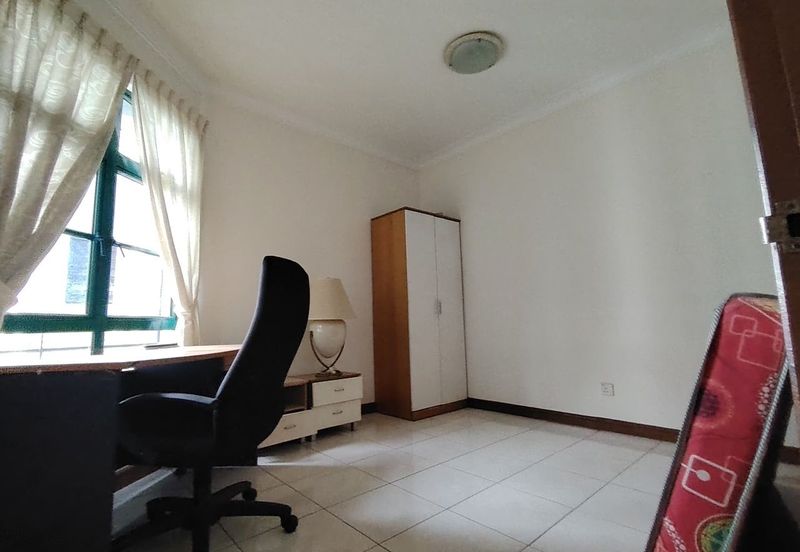 The Straits View, Bandar Baru Permas Jaya