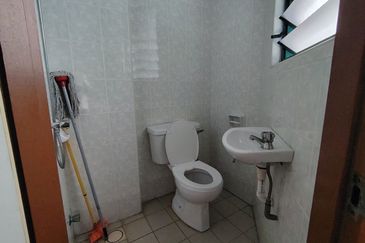 The Straits View, Bandar Baru Permas Jaya