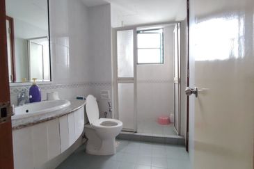 The Straits View, Bandar Baru Permas Jaya