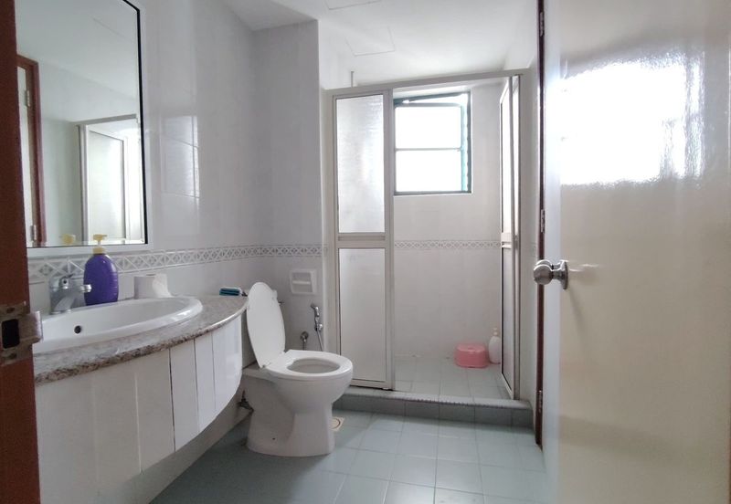 The Straits View, Bandar Baru Permas Jaya