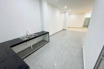 Jalan Perjiranan 11/20