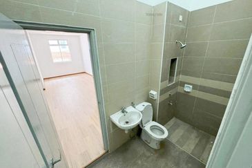 Jalan Perjiranan 11/20