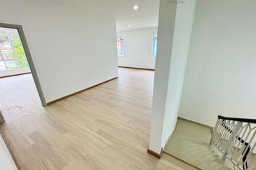 Jalan Perjiranan 11/20