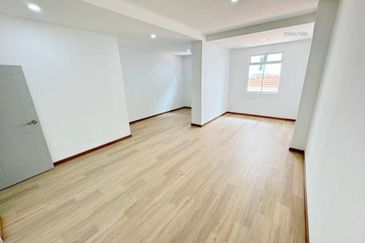 Jalan Perjiranan 11/20