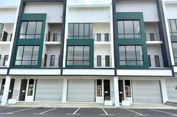 Crest @ Austin Emerald 2