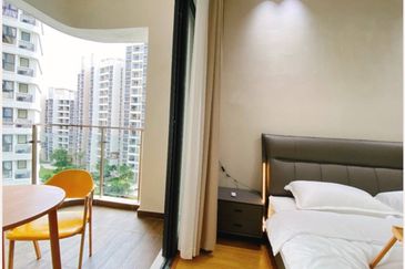 Baypoint @ Country Garden Danga Bay