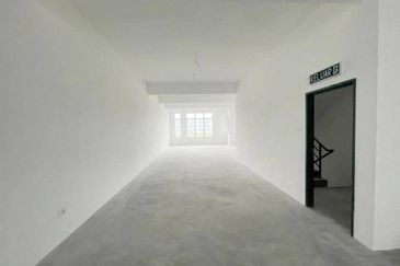 Crest @ Austin Emerald 1