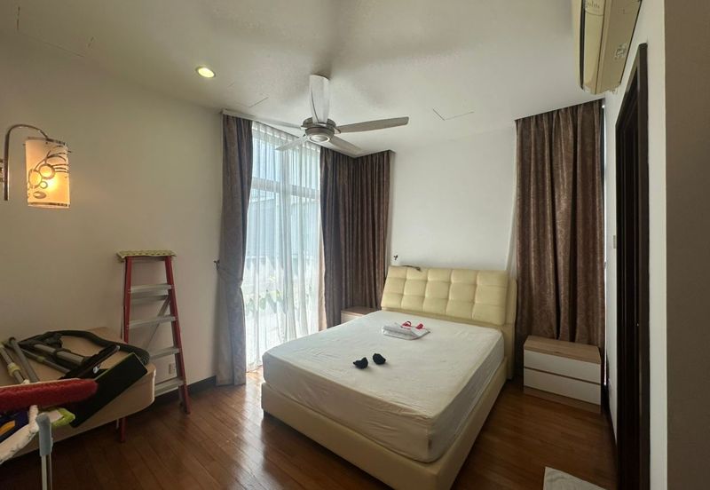 The Straits View Residences